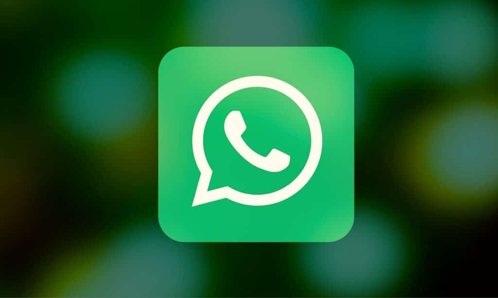 Veja como liberar espaço no celular para usar o WhatsApp.
