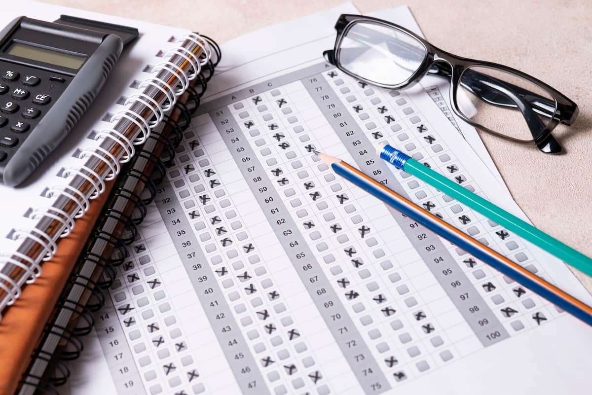 Confira estes concursos que estão pagando altos saláriios.