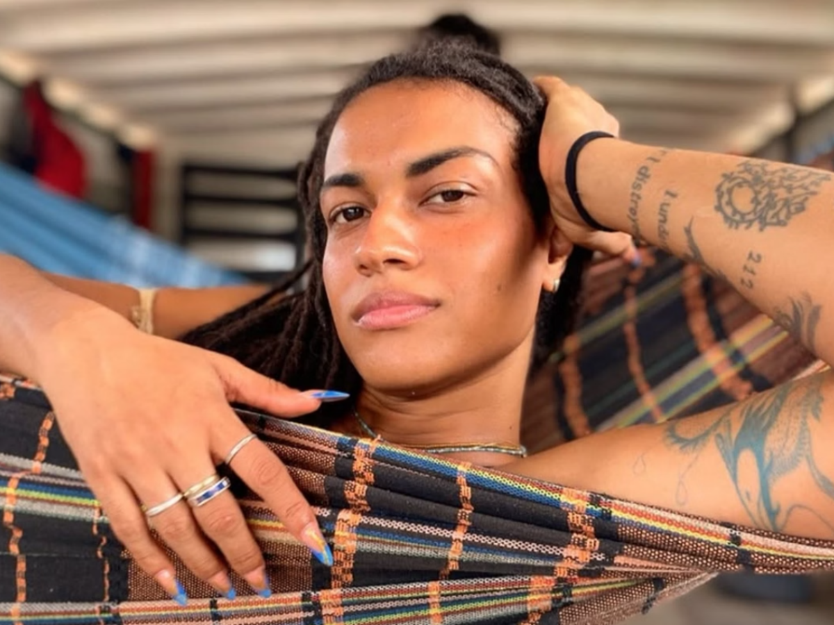 A atriz trans Ayla Gabriele no filme Geni e o Zepelim 1 a atriz trans ayla gabriele no filme geni e o zepelim