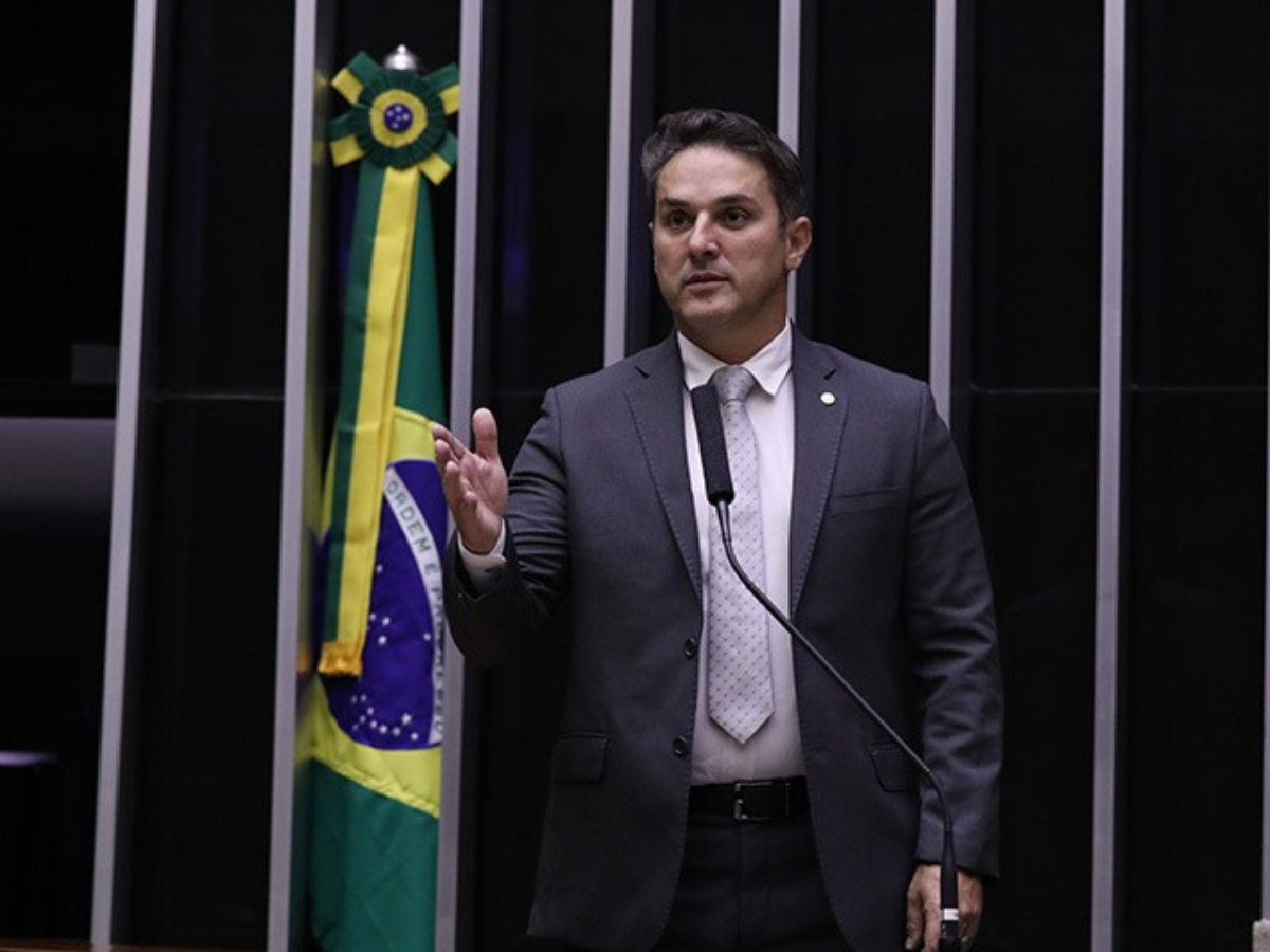 Após Hugo Motta adiar pauta da anistia, oposição declara obstrução 1 apos hugo motta adiar pauta da anistia oposicao declara obstrucao