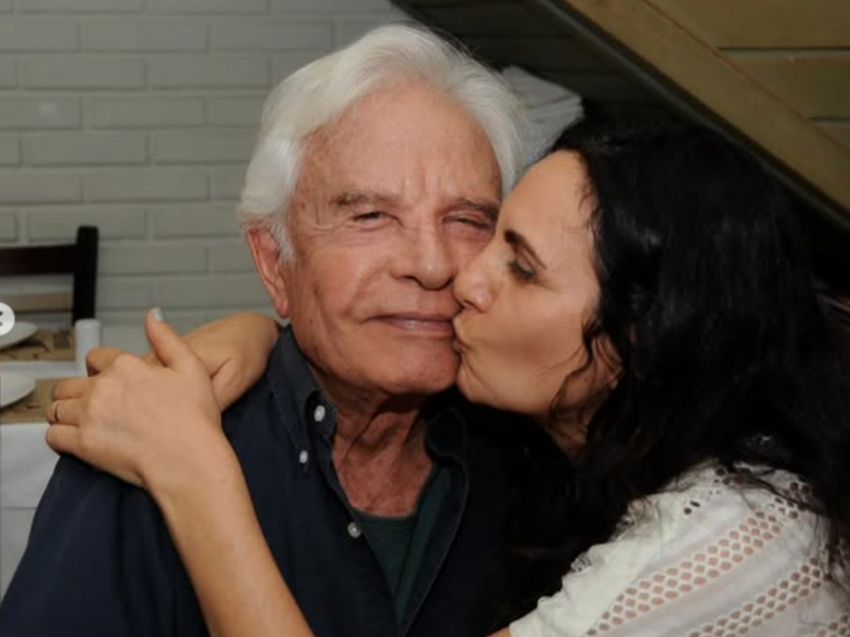 Filhos de Cid Moreira acusam viúva do apresentador de maus-tratos e abandono 1 filhos de cid moreira acusam viuva do apresentador de maustratos e abandono