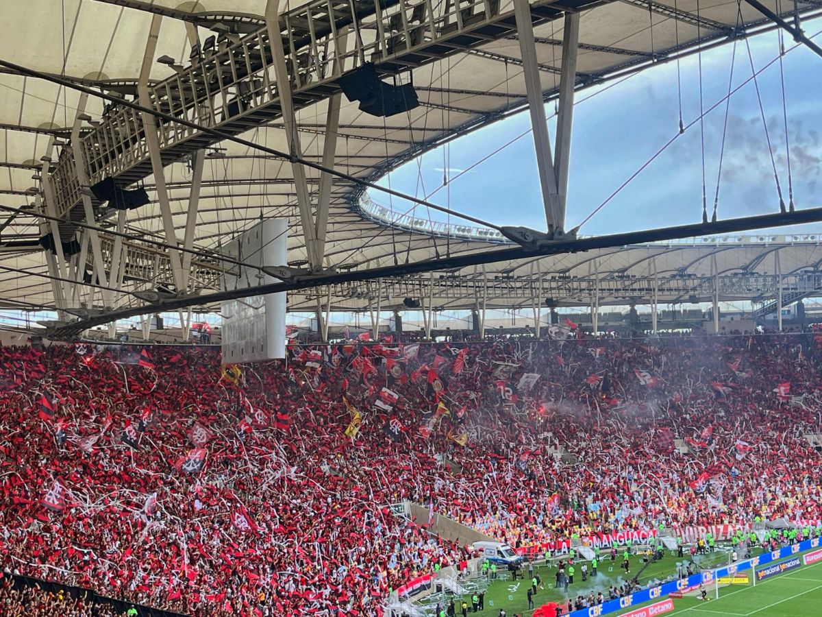 Flamengo x Corinthians Promete Recorde de Público no Campeonato Brasileiro 1 flamengo x corinthians promete recorde de publico no campeonato brasileiro