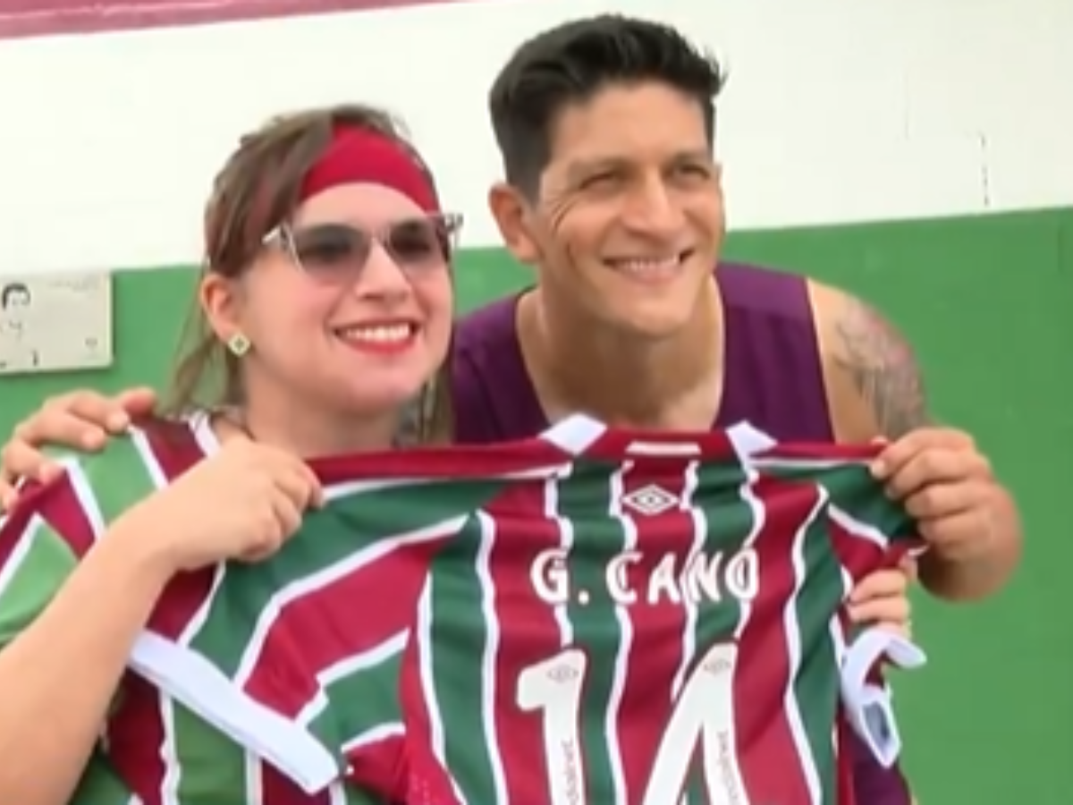 fluminense celebra visita de torcedora baleada por prf em seu aniversario