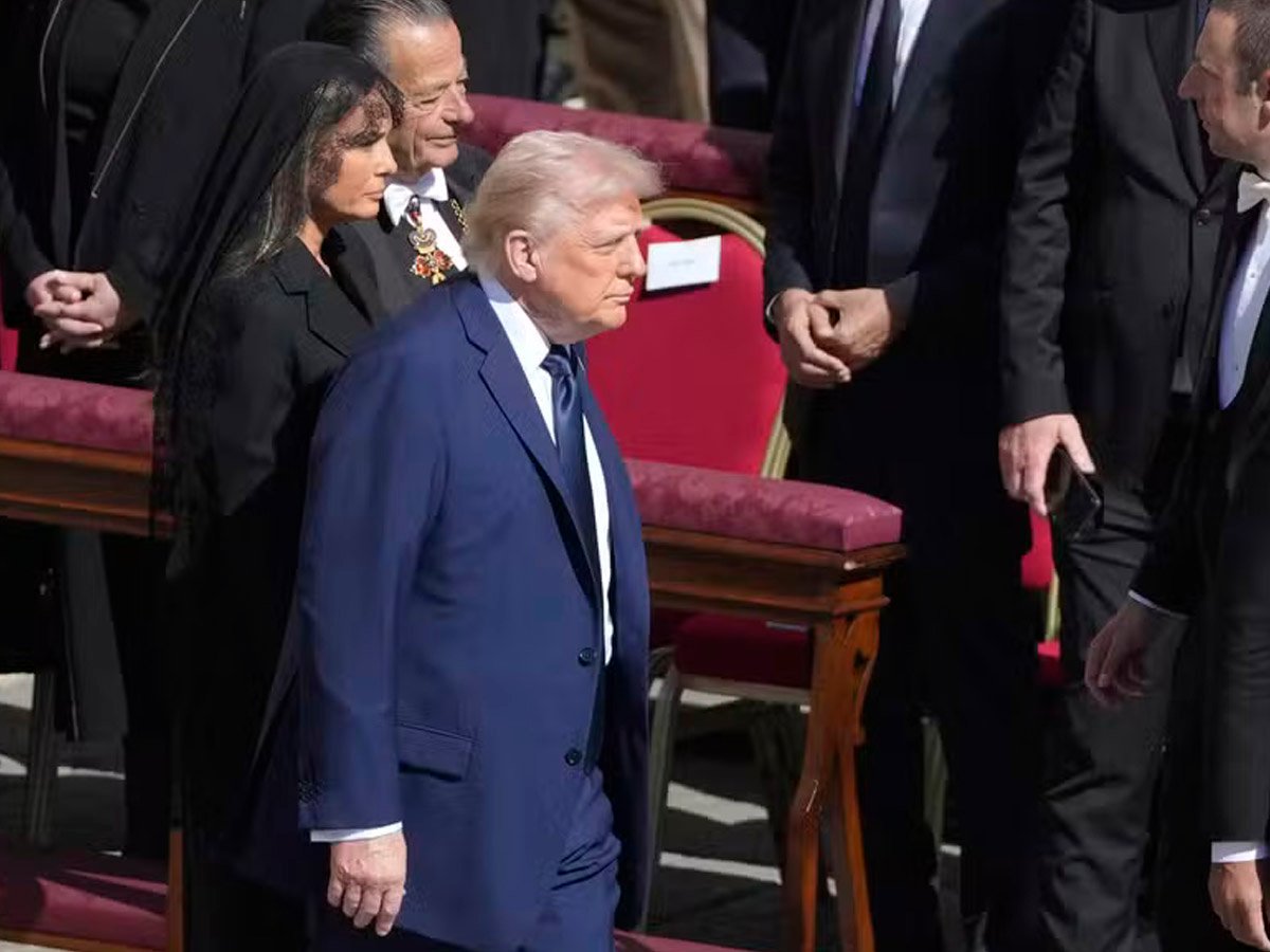 Funeral do papa chama a atenção por quebra de protocolo de Trump e outros líderes 1 funeral do papa chama a atencao por quebra de protocolo de trump e outros lideres