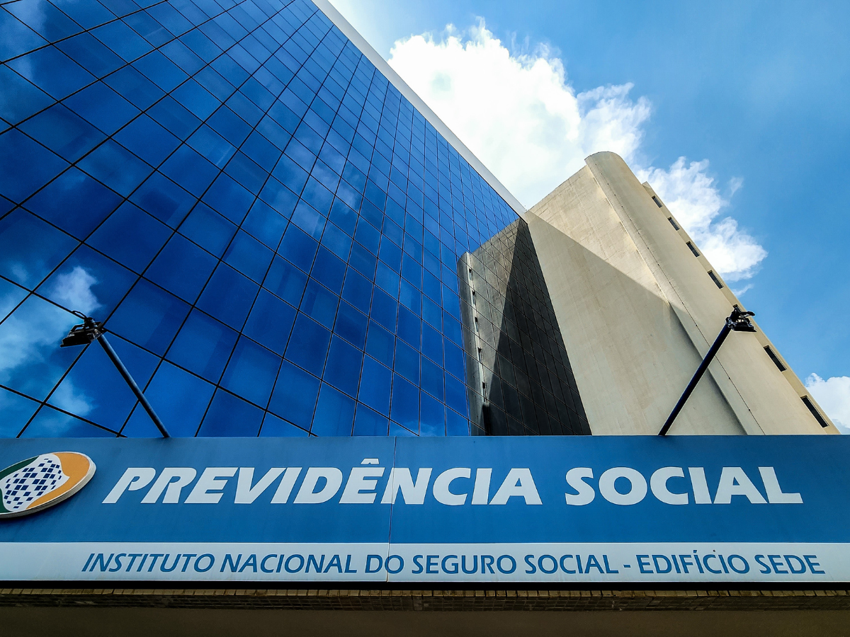 pf identifica rede de repasses milionarios ligados ao inss