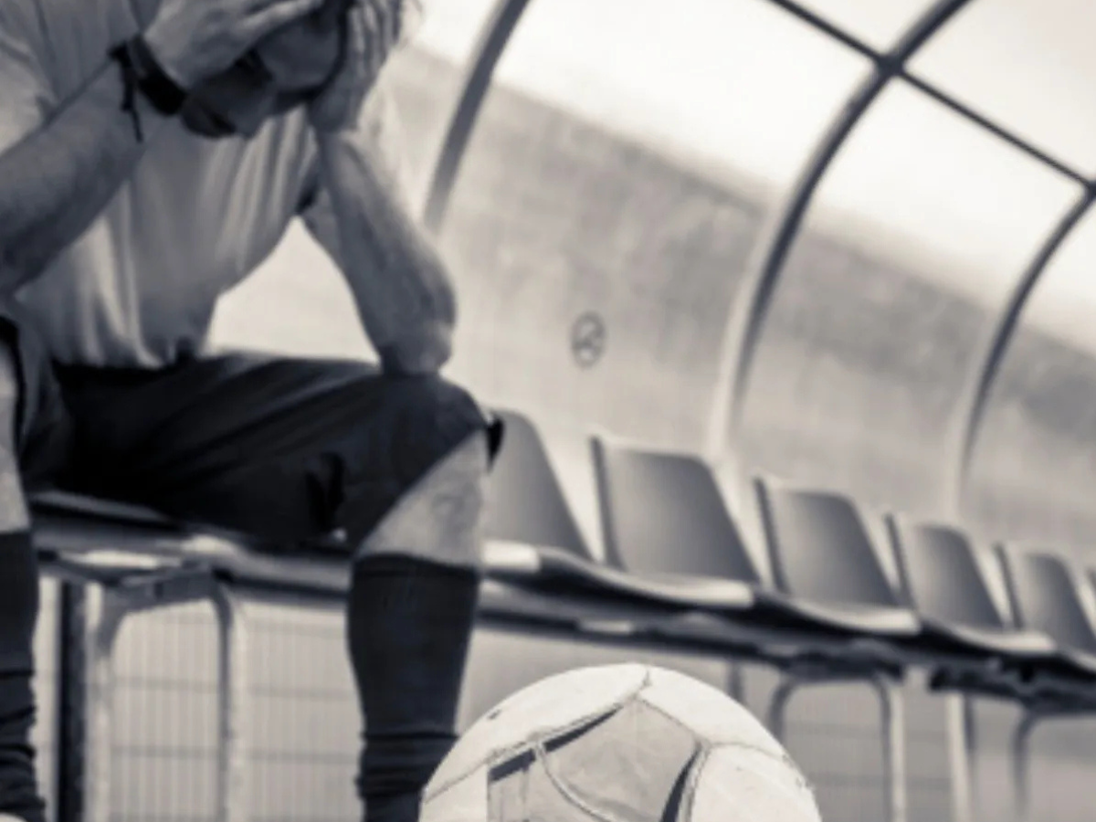 Pressão, Tabu e Cuidado: O Que Especialistas Revelam Sobre a Saúde Mental no Futebol 1 pressao tabu e cuidado o que especialistas revelam sobre a saude mental no futebol