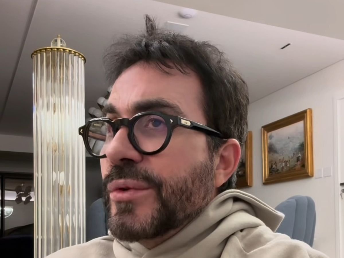 Após Confusão com Padre Fábio de Melo, Ex-Gerente Soube de Demissão pela Internet 1 apos confusao com padre fabio de melo exgerente soube de demissao pela internet
