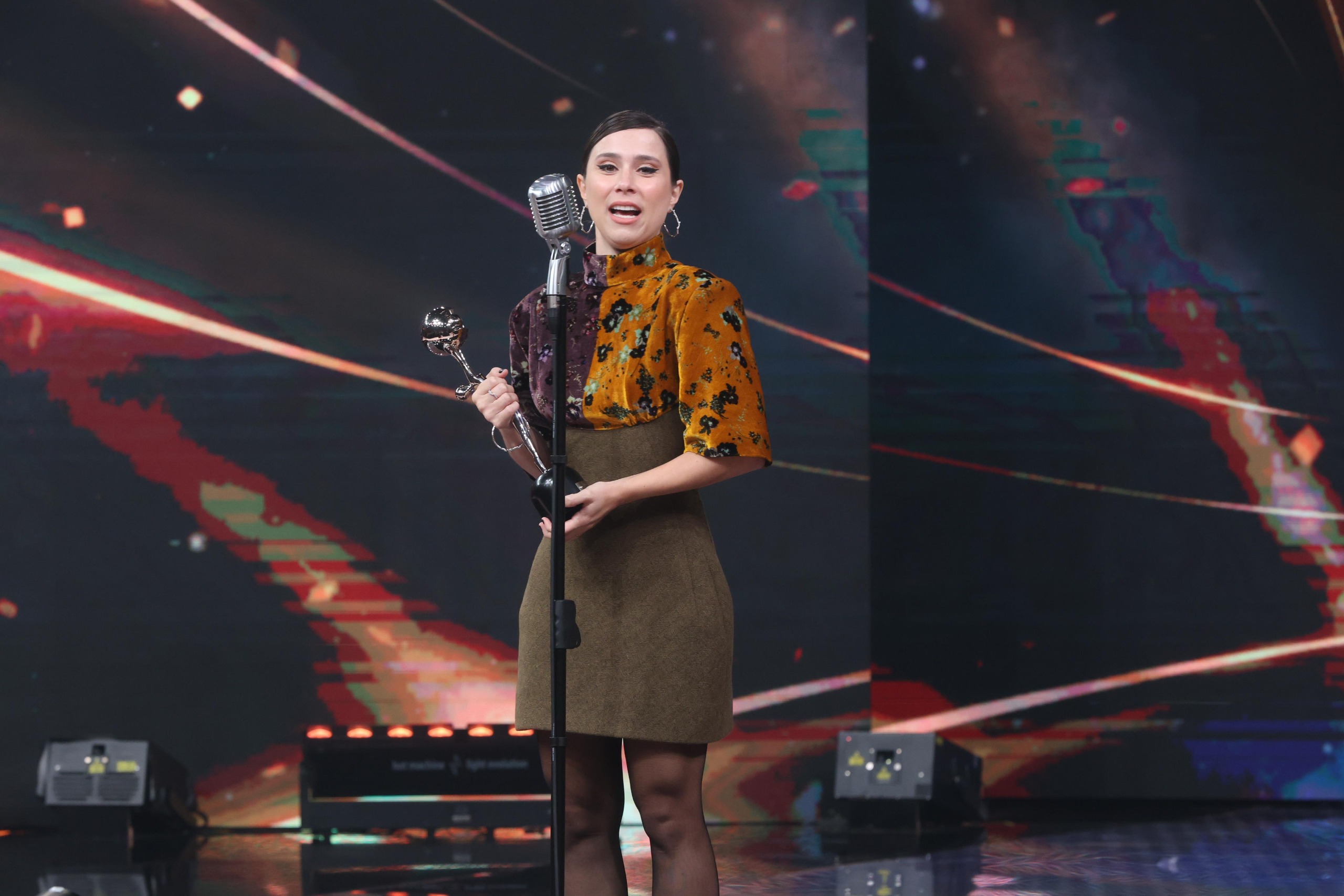 apos familia e tudo daphne bozaski encarara sua primeira vila