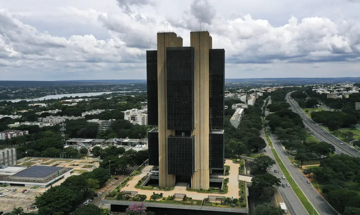 Banco Central prevê juros mais baixos e queda na inflação 1 banco central preve juros mais baixos e queda na inflacao