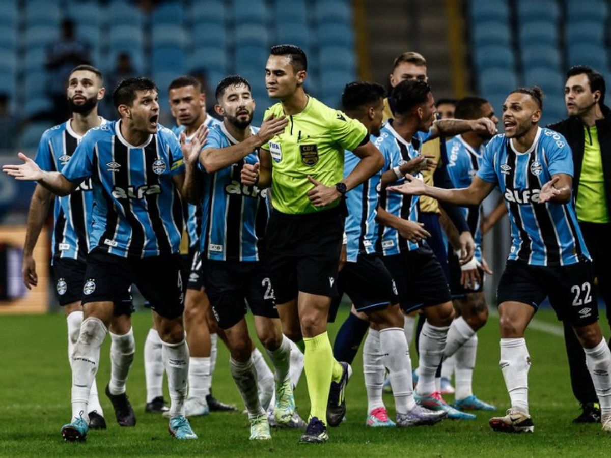 CBF Libera Áudio do VAR Após Polêmica Grêmio e CSA 1 cbf libera audio do var apos polemica gremio e csa