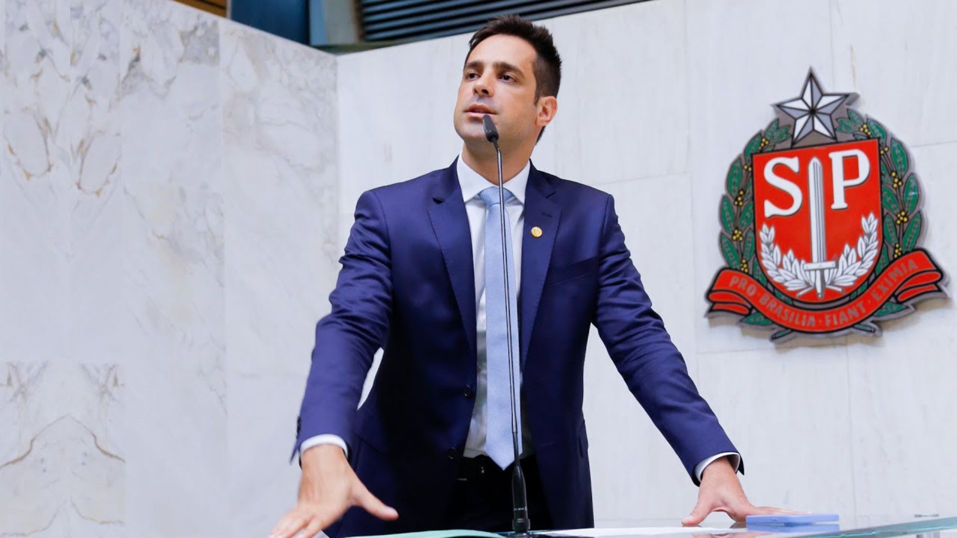 deputado pede suspensao de beneficio que reembolsa procuradores por compra de iphones