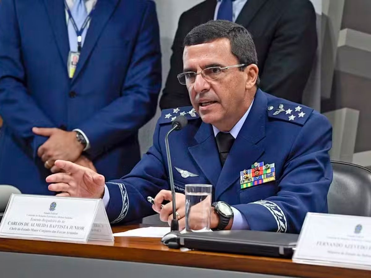 Ex-Comandante da FAB Revela Bastidores no Alvorada e Ameaça de Prisão a Bolsonaro 1 excomandante da fab revela bastidores no alvorada e ameaca de prisao a bolsonaro