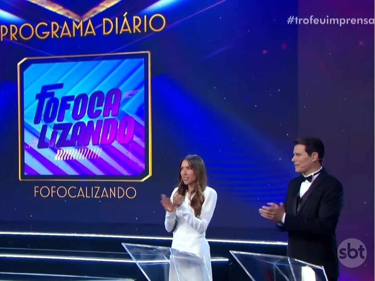 Fofocalizando conquista Troféu Imprensa e emociona Leo Dias 1 fofocalizando conquista trofeu imprensa e emociona leo dias