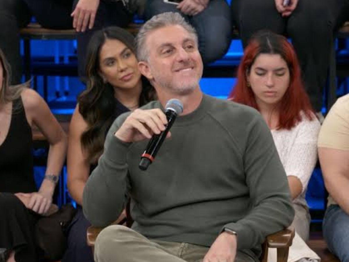 Luciano Huck dá dica de leitura em meio a polêmica familiar 1 luciano huck da dica de leitura em meio a polemica familiar