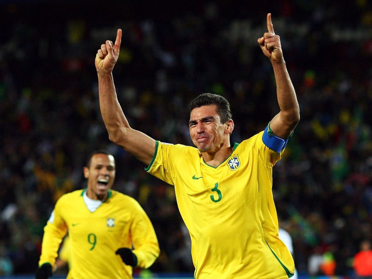 Lúcio, ex-zagueiro da Seleção, sofre acidente e é internado 1 lucio exzagueiro da selecao sofre acidente e e internado