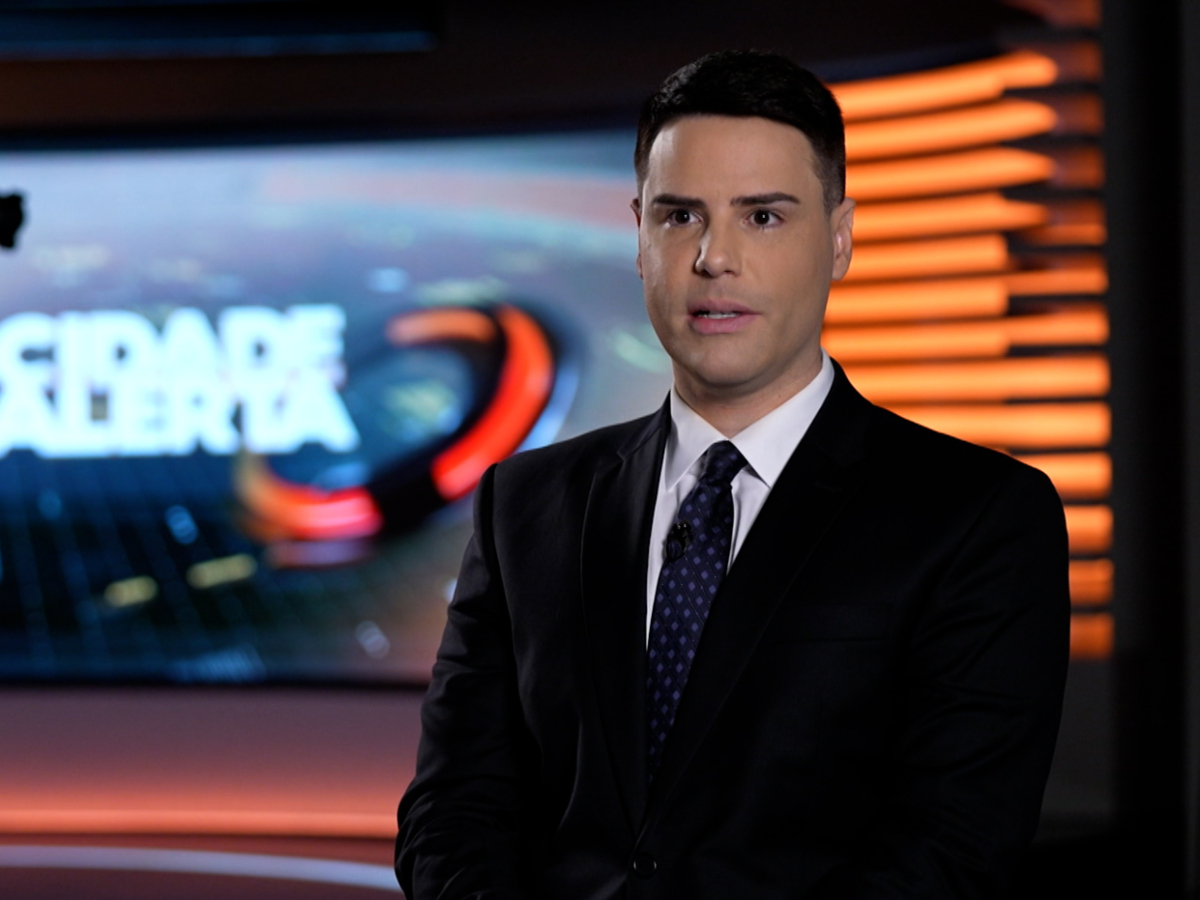 Luiz Bacci assina contrato com o SBT para novo programa 1 luiz bacci assina contrato com o sbt para novo programa