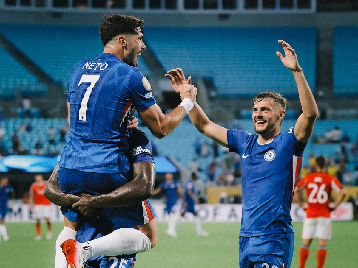 chelsea avanca e palmeiras busca revanche no mundial