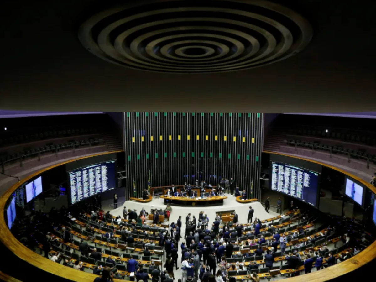 Deputados Criticam Ampliação de Vagas na Câmara: Não Resolve Nenhum Problema 1 deputados criticam ampliacao de vagas na camara nao resolve nenhum problema
