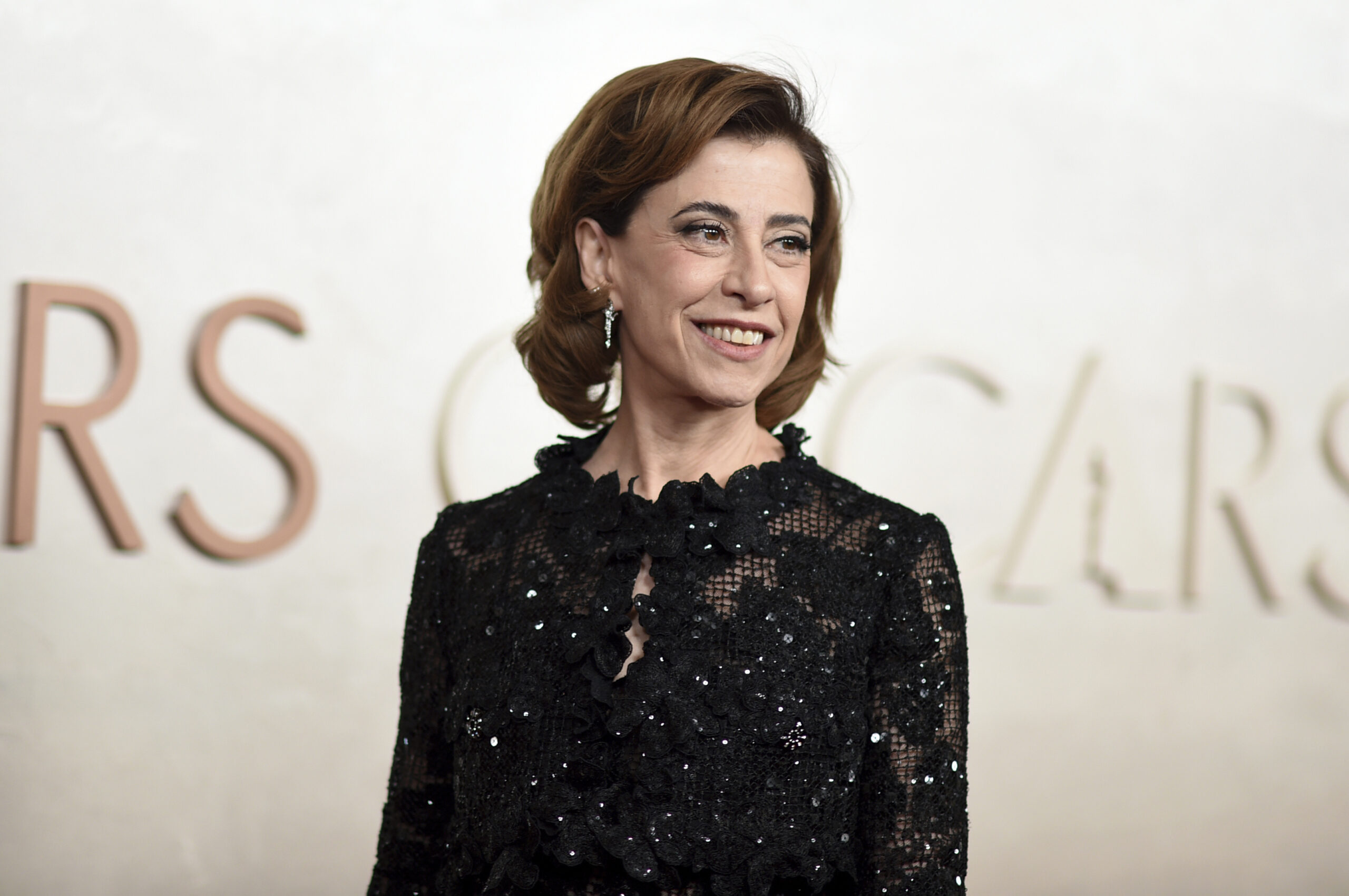 Fernanda Torres Reage ao Convite para Integrar Academia do Oscar 1 fernanda torres reage ao convite para integrar academia do oscar scaled