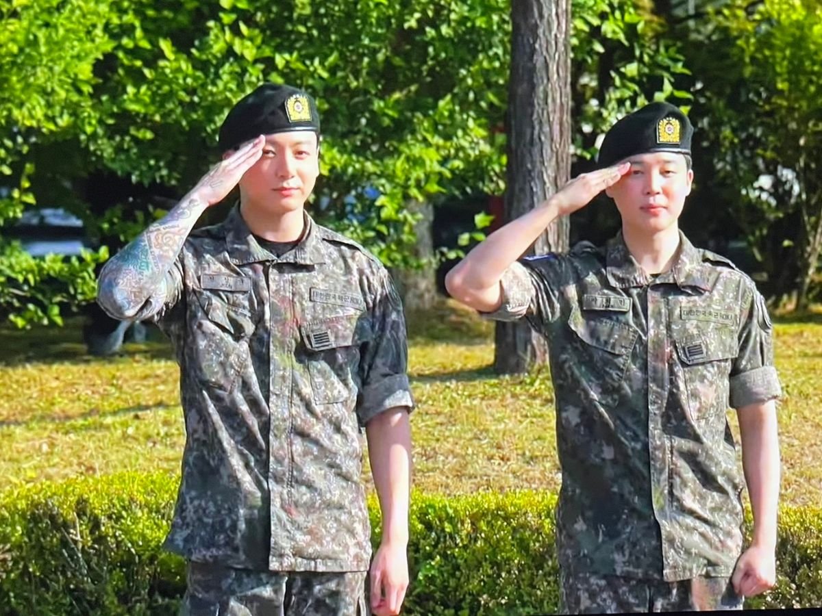 Jungkook e Jimin do BTS Liberados do Serviço Militar 1 jungkook e jimin do bts liberados do servico militar
