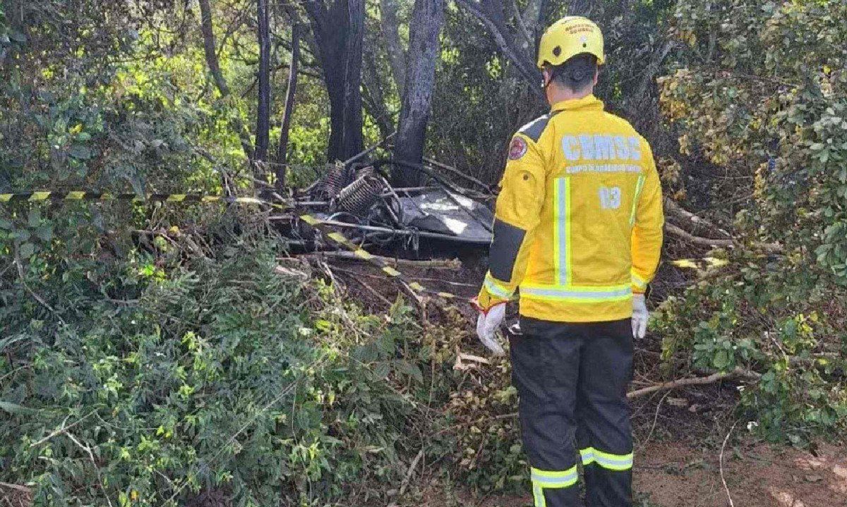 Três pessoas morreram abraçadas durante queda de balão em SC 1 tres pessoas morreram abracadas durante queda de balao em sc