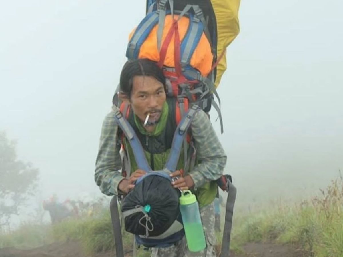Vaquinha para alpinista indonésio é cancelada após arrecadar R$522 mil 1 vaquinha para alpinista indonesio e cancelada apos arrecadar r522 mil