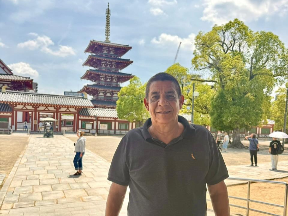 Zeca Pagodinho posta foto no Japão e escreve legenda na língua local 1 zeca pagodinho posta foto no japao e escreve legenda na lingua local