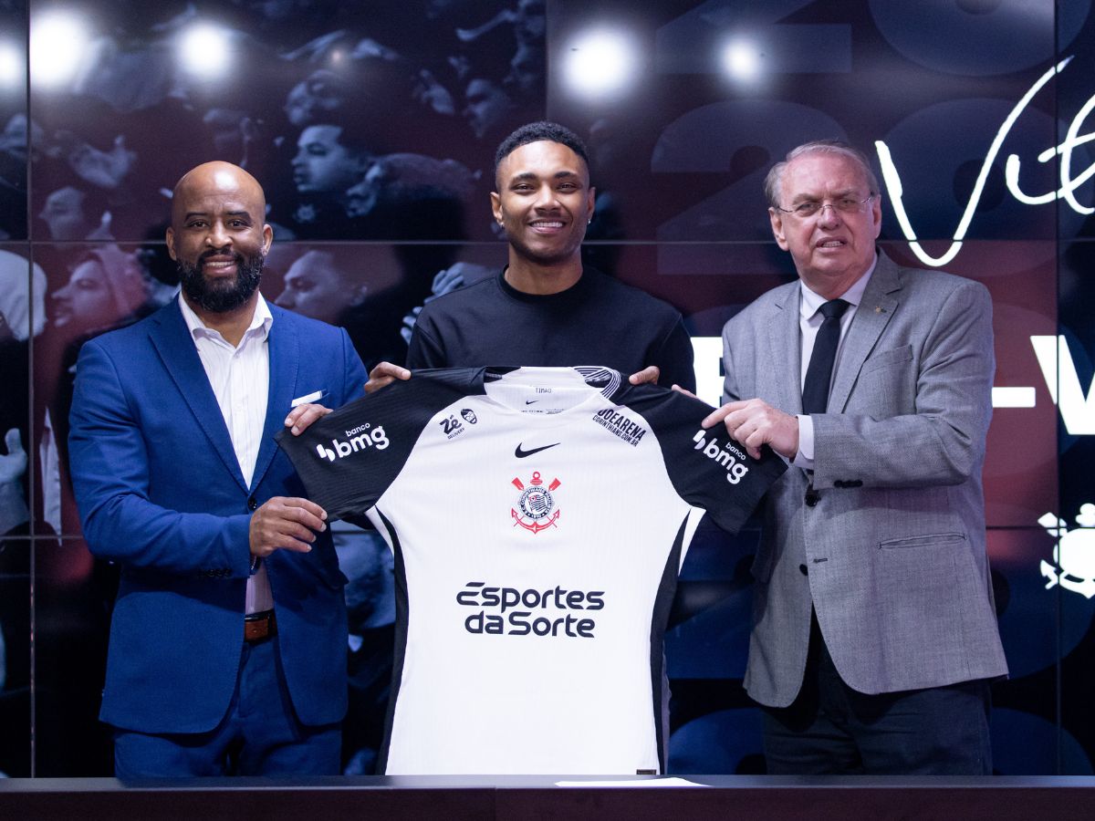 Corinthians fecha contrato com Vitinho até 2026 1 corinthians fecha contrato com vitinho ate 2026 1