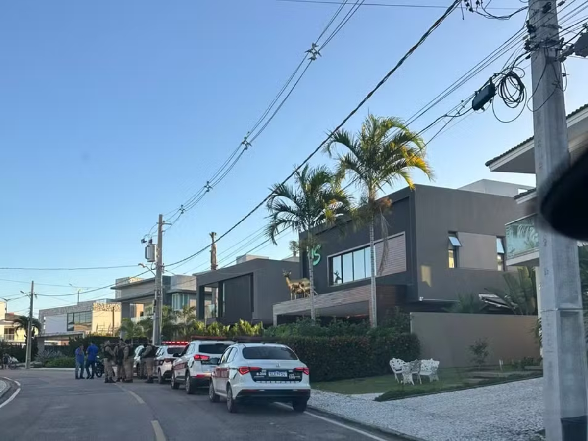 Hytalo Santos Deixa Mansão Antes de Busca e Apreensão 1 hytalo santos deixa mansao antes de busca e apreensao